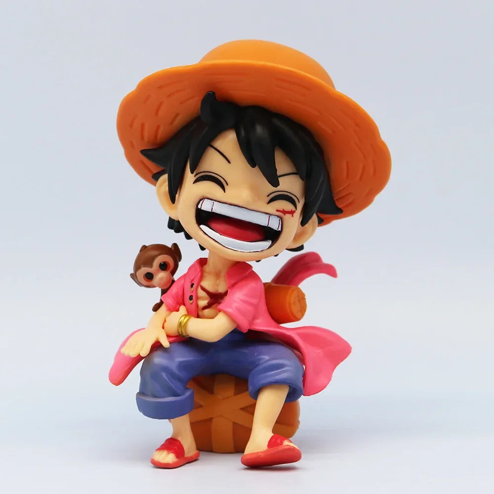 One Piece Smiling Figures